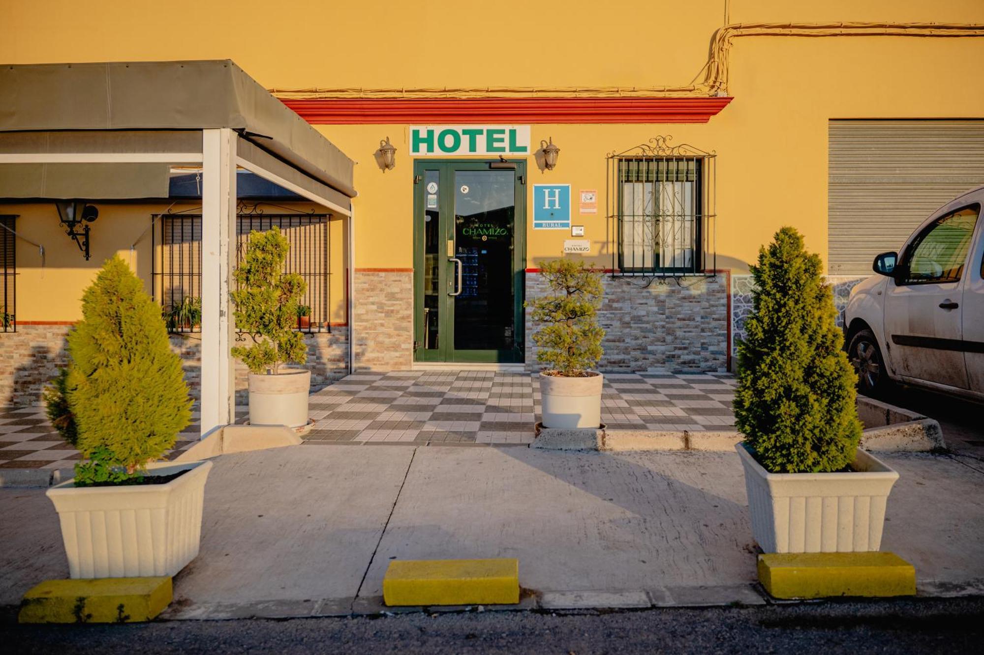 Hotel Chamizo El Arahal Exteriör bild